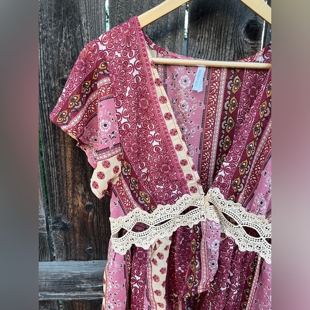 Live 4 Truth Rose Short Sleeve Button-Down Duster - Picture 2 of 4
